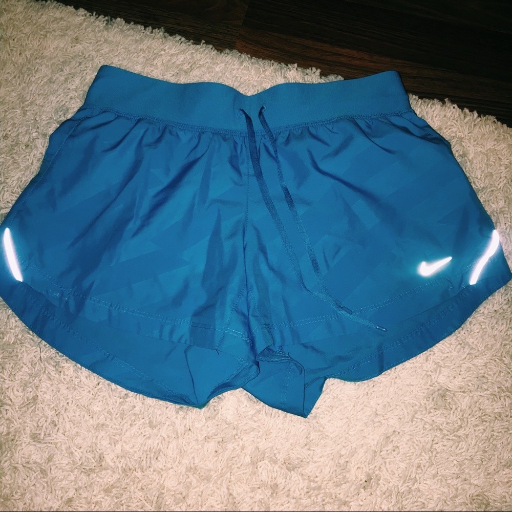 women’s nike shorts